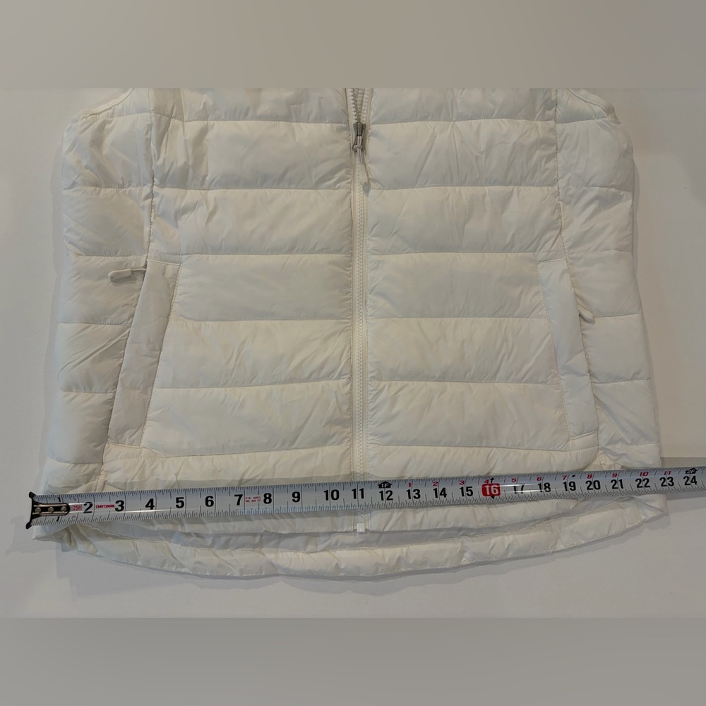 32 Degrees Tennis Custom LOVE White Sleeveless Puffer Vest Large Zipped Pockets - Picture 3 of 14